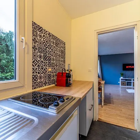 L'azur - Parking Prive - Hypercentre - Wifi Apartment *
